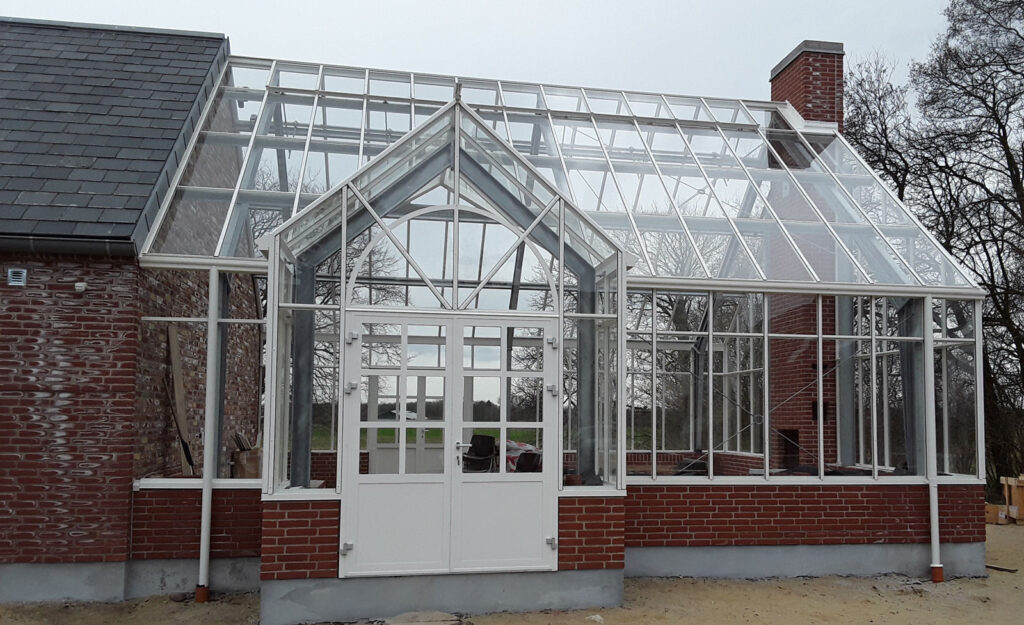 Orangery combined with house